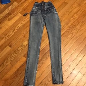 New la Bonita high rise jeans